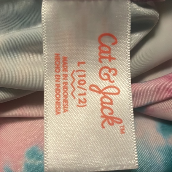 CAT & JACK NWOT Rashguard Girls Size Large 10/12 - Picture 3 of 3